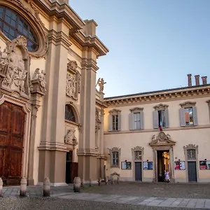 Daplace - Corso Monforte Guest house