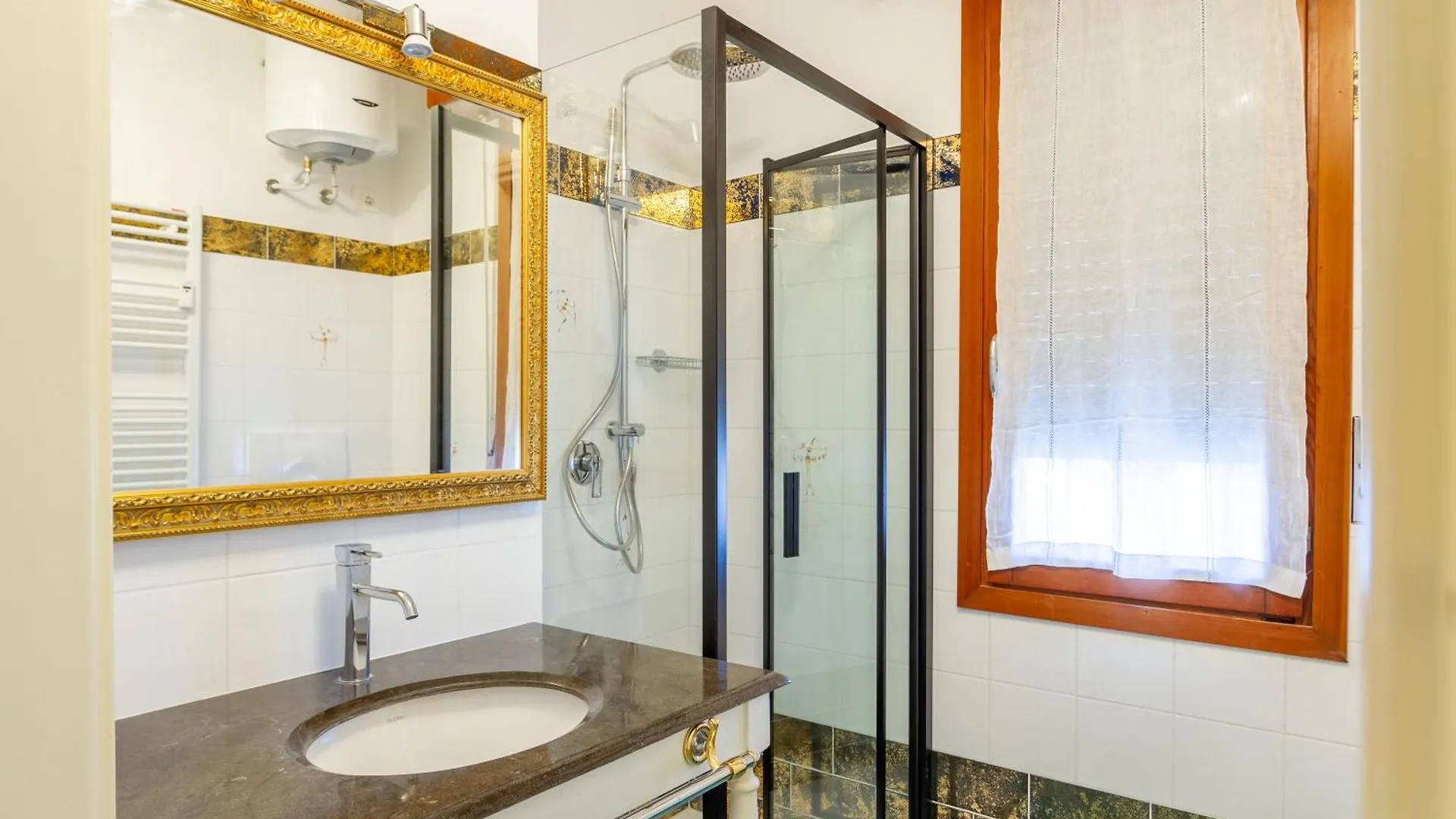 Guest house Dimora Al Naviglio Hotel Milan